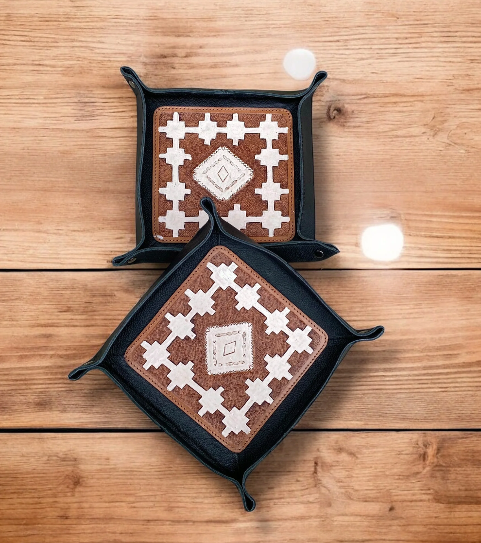 Mesa Crossroads Catch-All Tray