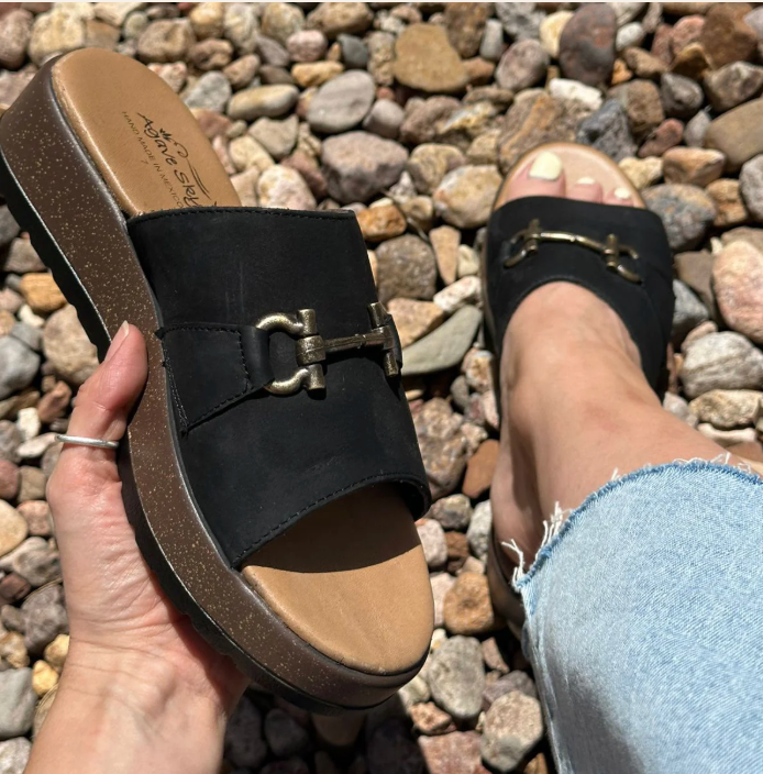 Abilene Wedges
