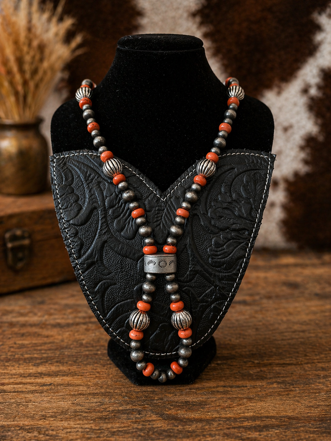 Mesa Trail Lariat Necklace