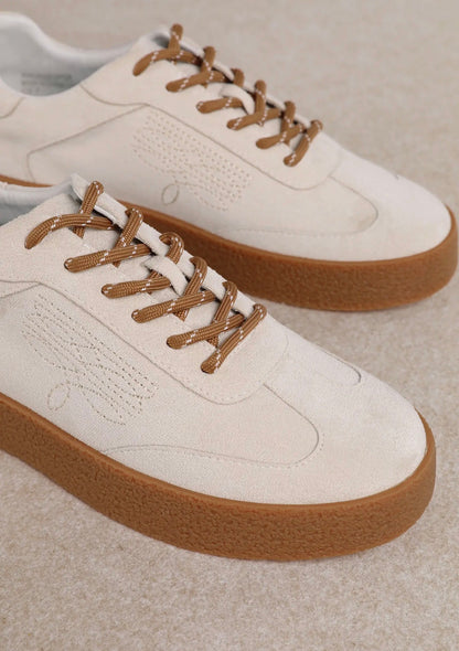 Shelly Sneakers
