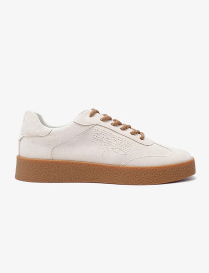 Shelly Sneakers