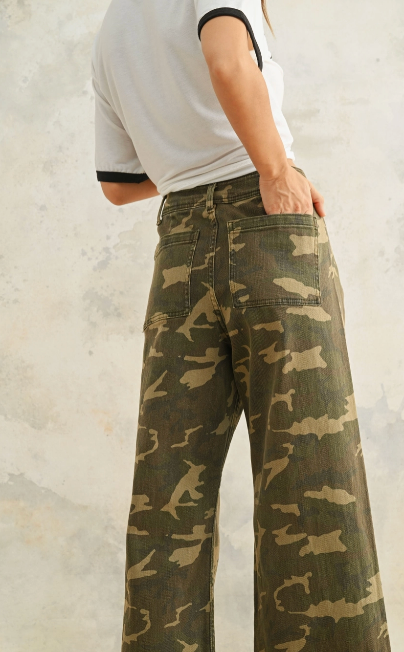 Outlaw Trail Camo Pants